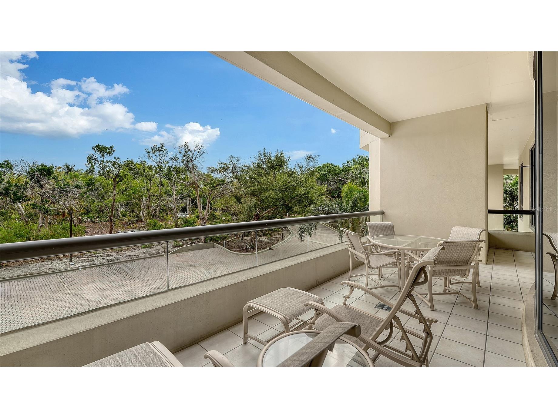 1281 Gulf Of Mexico Drive #111 Longboat Key FL 34228 - GULF A4688079 image25