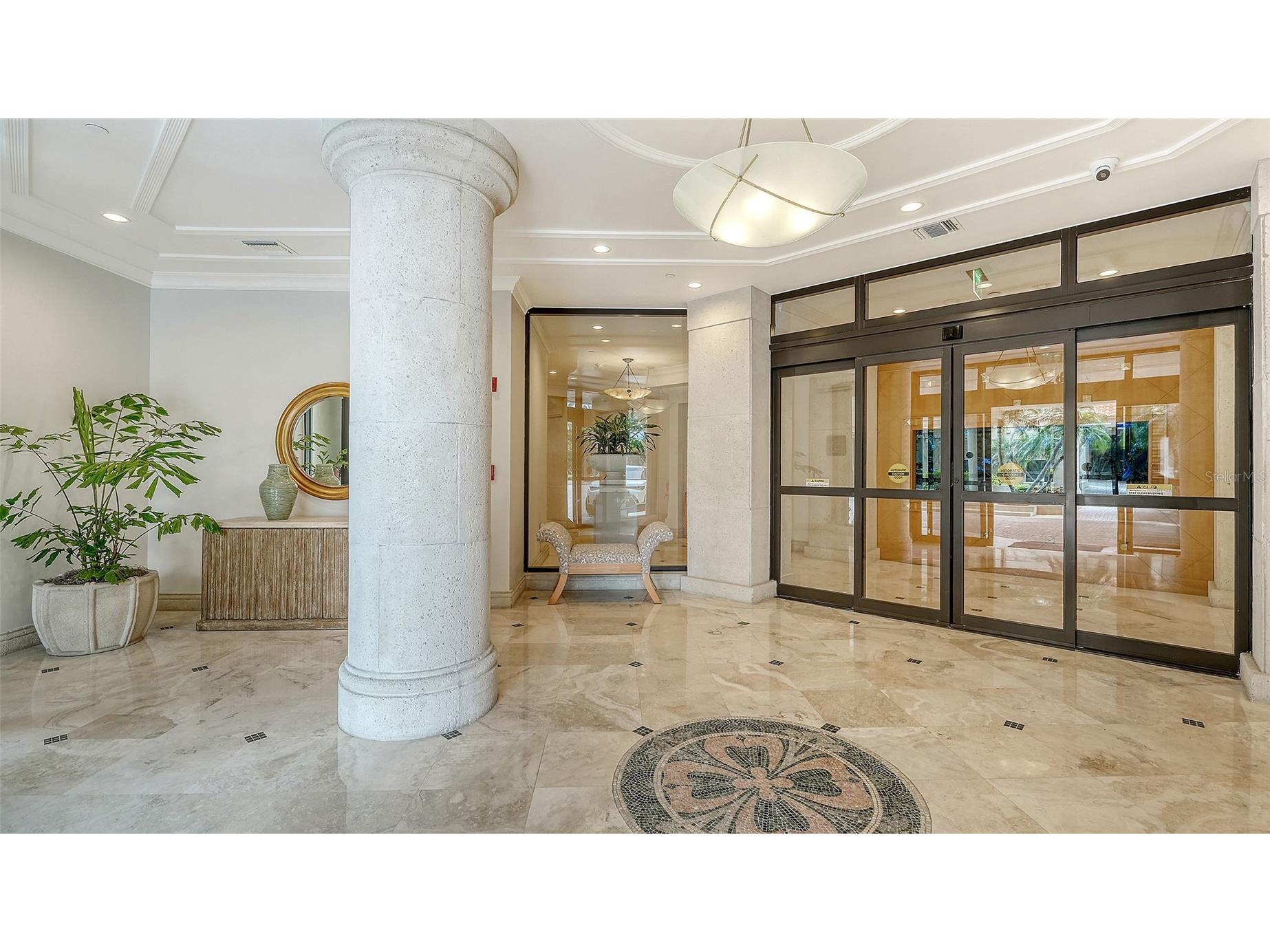1281 Gulf Of Mexico Drive #111 Longboat Key FL 34228 - GULF A4688079 image3
