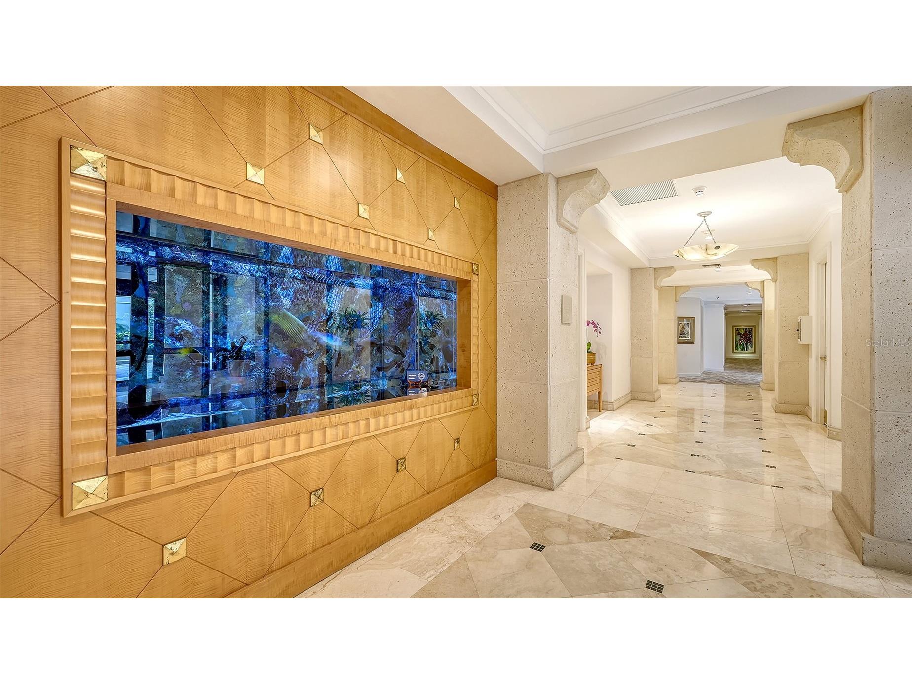 1281 Gulf Of Mexico Drive #111 Longboat Key FL 34228 - GULF A4688079 image4