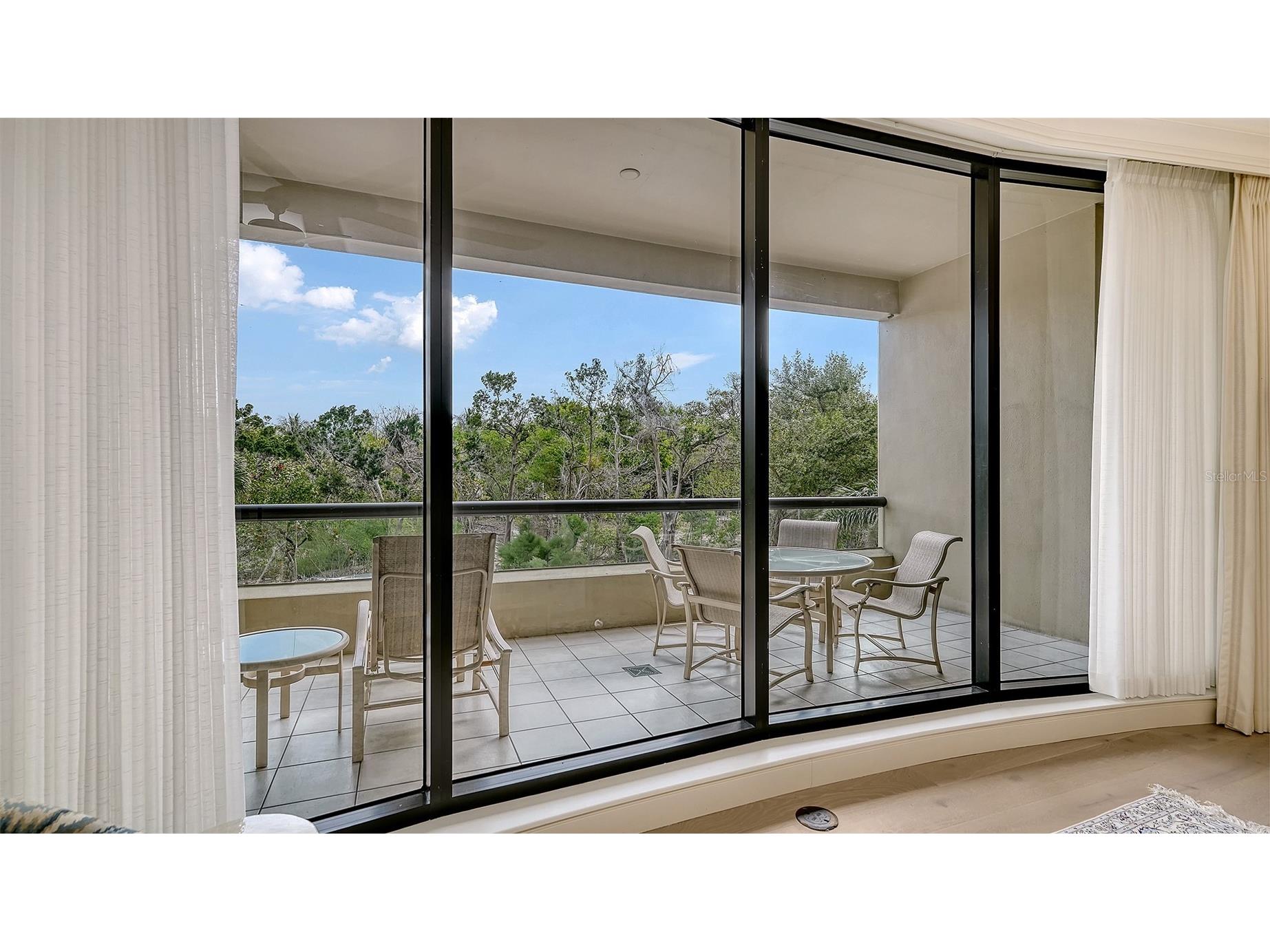 1281 Gulf Of Mexico Drive #111 Longboat Key FL 34228 - GULF A4688079 image9
