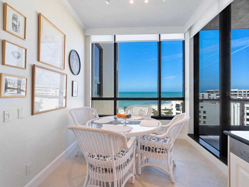 1281 Gulf Of Mexico Drive #704 Longboat Key FL 34228 - GULF OF MEXICO AND SARASOTA BA A4666680 image14