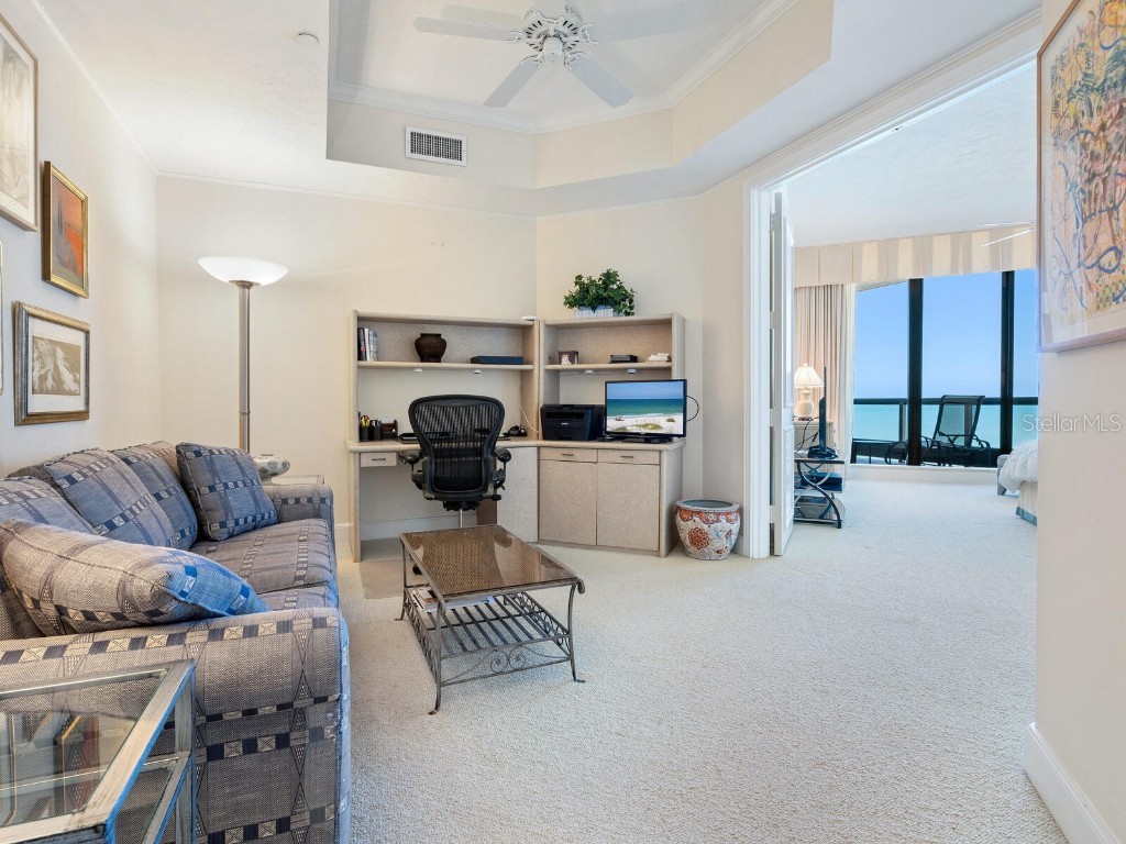 1281 Gulf Of Mexico Drive #704 Longboat Key FL 34228 - GULF OF MEXICO AND SARASOTA BA A4666680 image16
