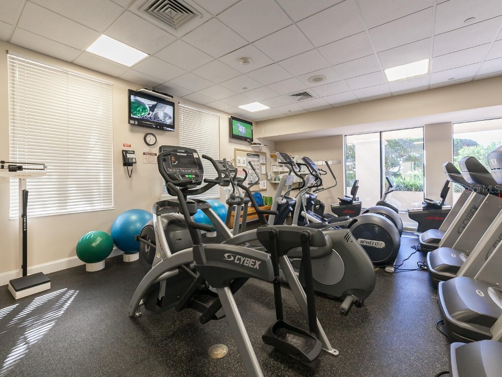 1281 Gulf Of Mexico Drive #704 Longboat Key FL 34228 - GULF OF MEXICO AND SARASOTA BA A4666680 image44