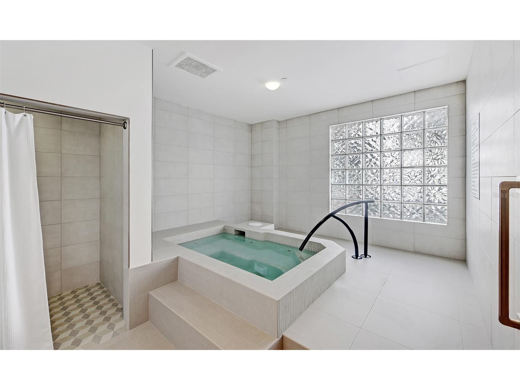 1281 Gulf Of Mexico Drive #708 Longboat Key FL 34228 - GULF OF MEXICO A4677632 image47