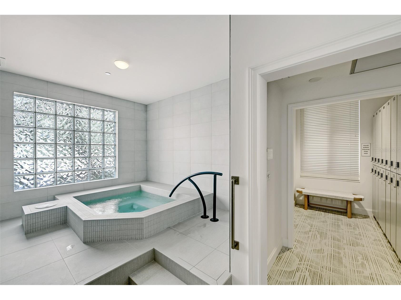 1281 Gulf Of Mexico Drive #708 Longboat Key FL 34228 - GULF OF MEXICO A4677632 image48
