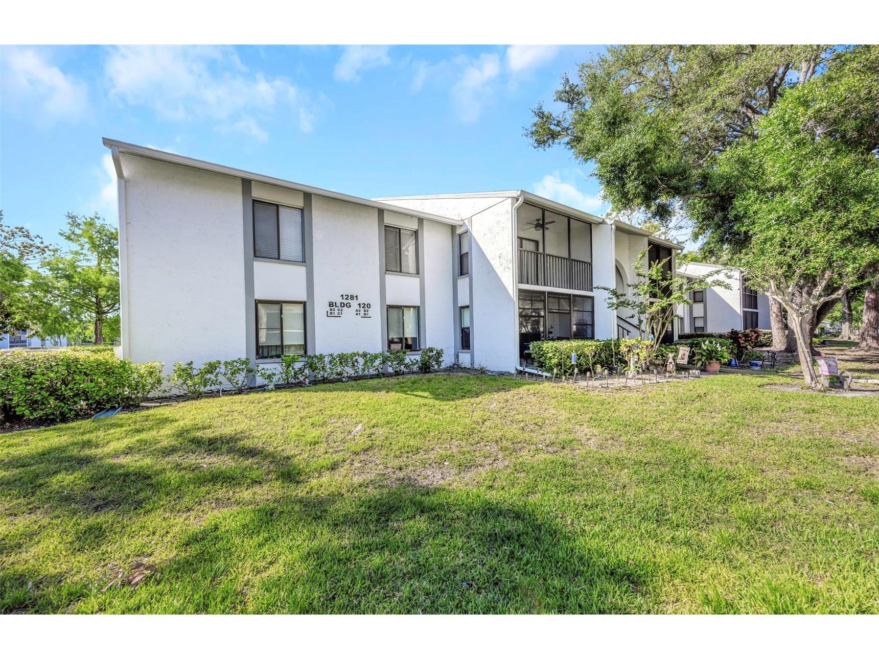 1281 Pine Ridge Circle E #A2 Tarpon Springs FL 34688 TB8504413 image1