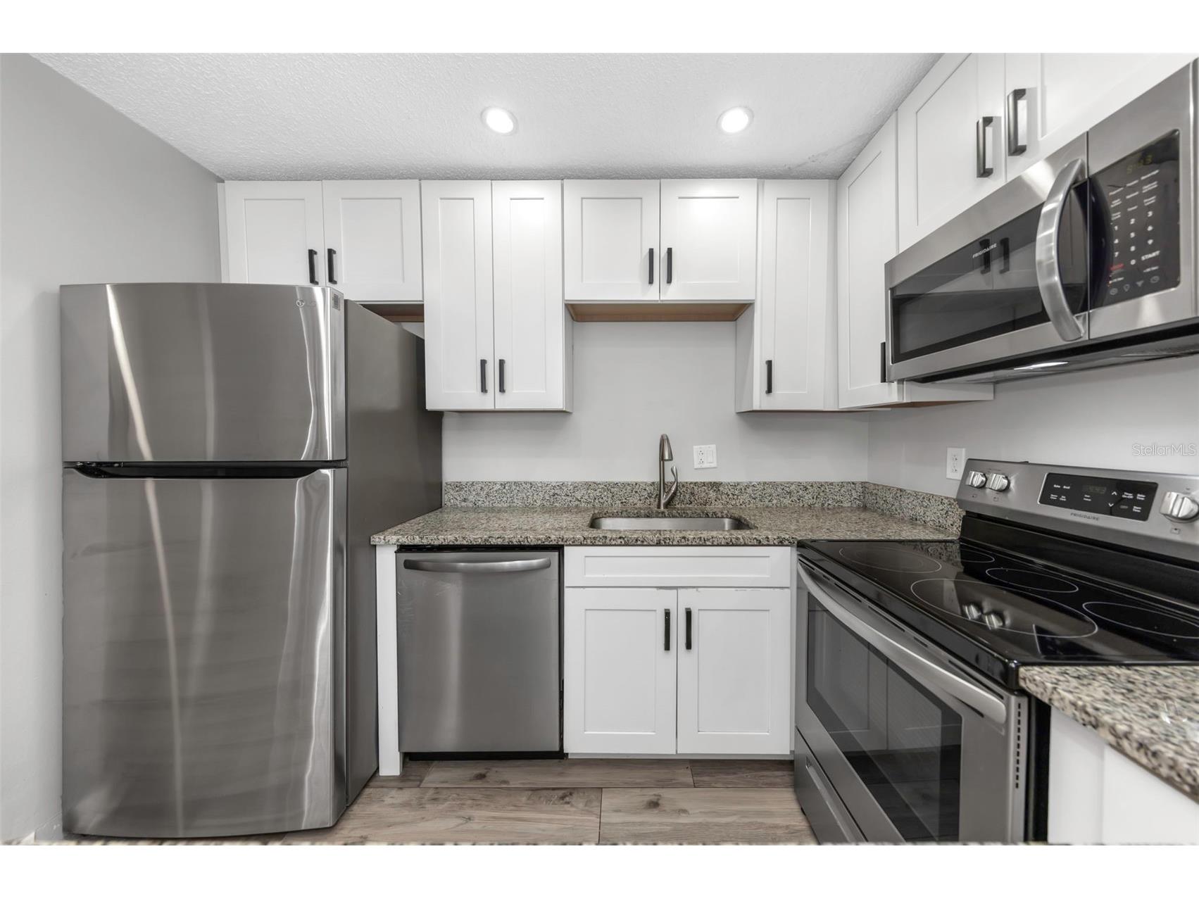 1281 Pine Ridge Circle E #A2 Tarpon Springs FL 34688 TB8504413 image6