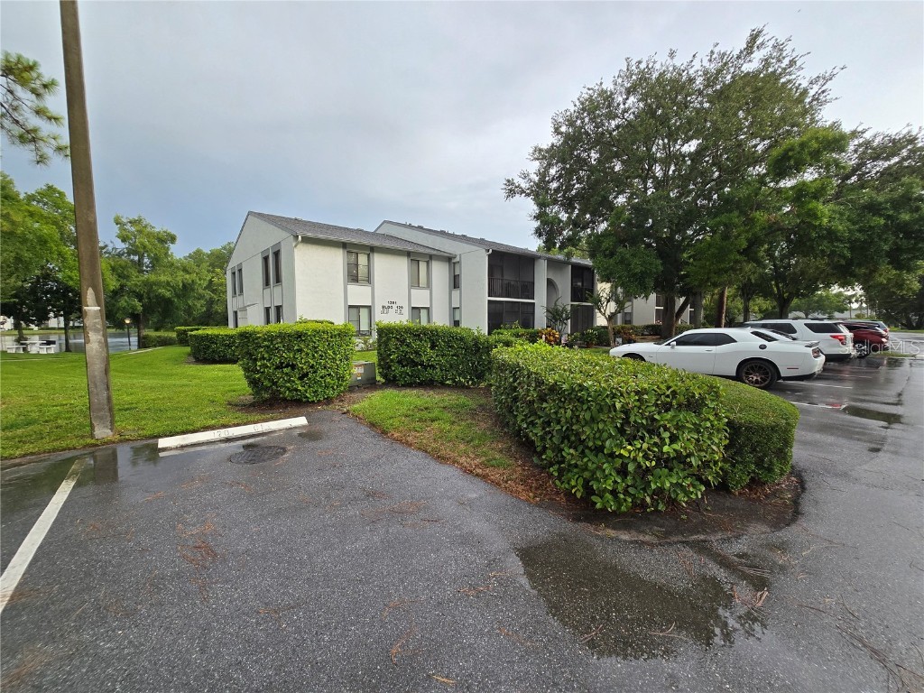 1281 Pine Ridge Circle E #B1 Tarpon Springs FL 34688 TB8396062 image2