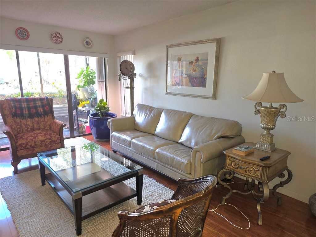 1281 Pine Ridge Circle E #E1 Tarpon Springs FL 34688 W7879919 image2