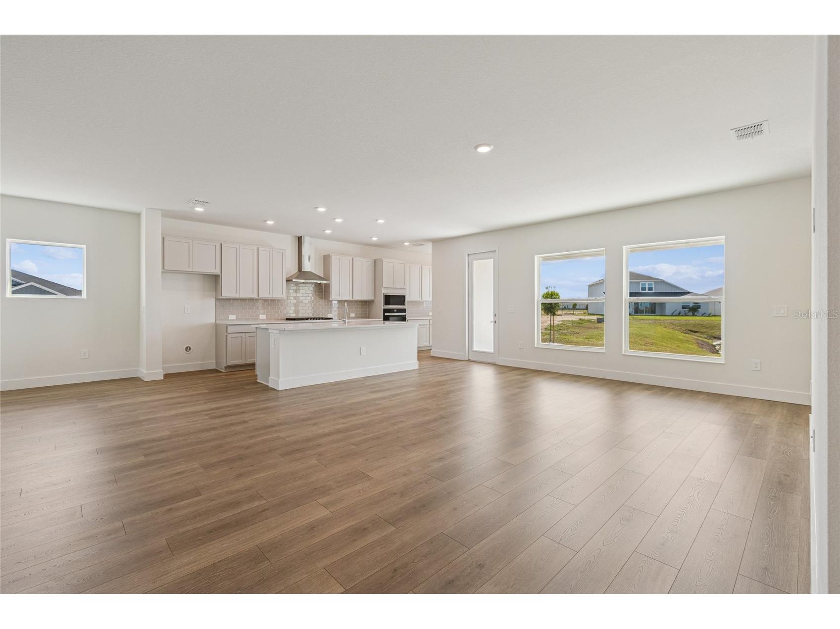 12811 Salty Dog Crossing Palmetto FL 34221 TB8445430 image11