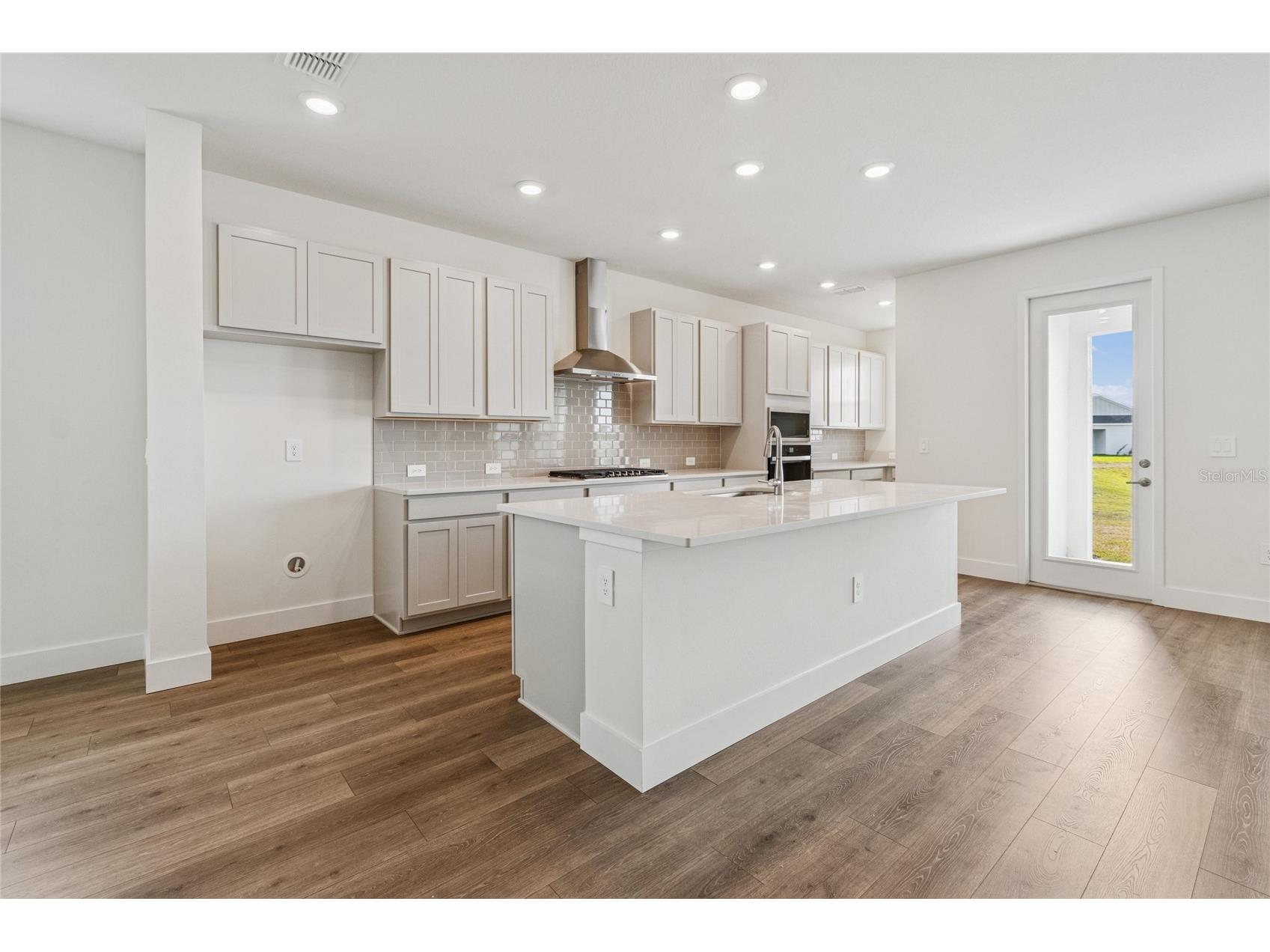 12811 Salty Dog Crossing Palmetto FL 34221 TB8445430 image4