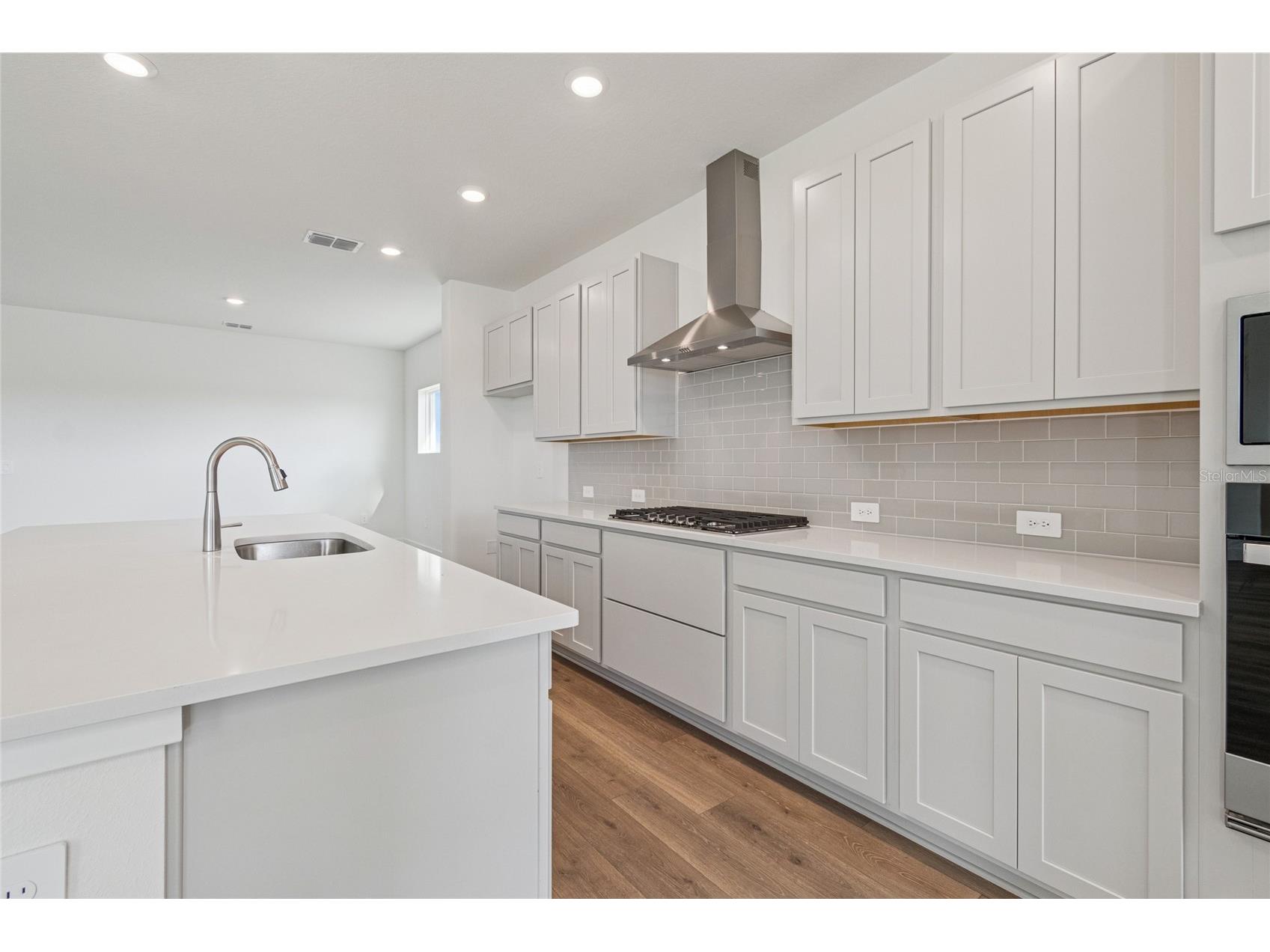 12811 Salty Dog Crossing Palmetto FL 34221 TB8445430 image6