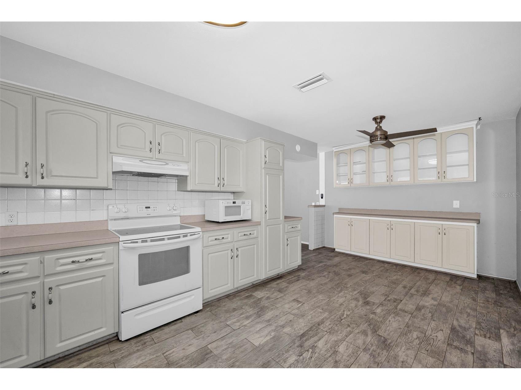 12813 Kellywood Circle Hudson FL 34669 TB8476286 image11