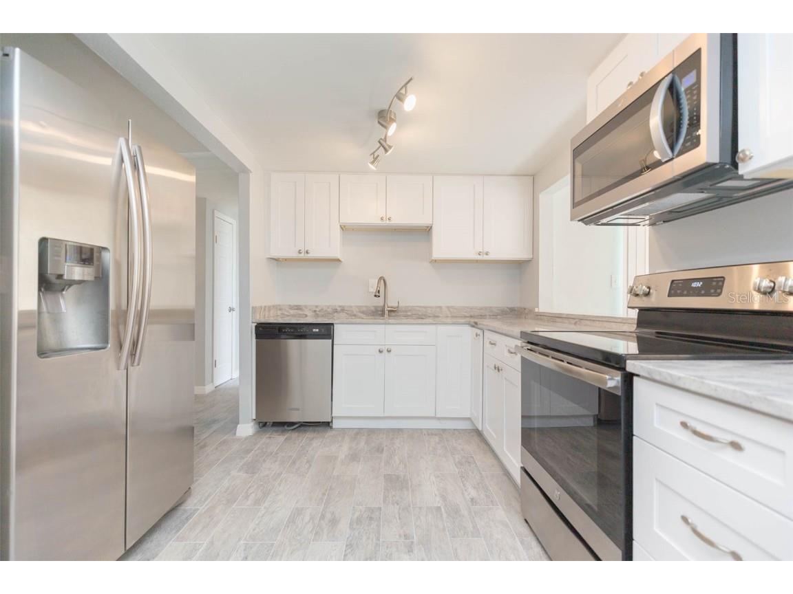 12814 Kings Manor Avenue Hudson FL 34667 TB8444130 image10