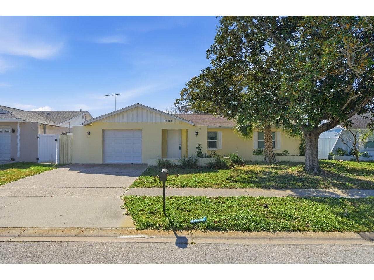 12815 129th Terrace Largo FL 33774 TB8472218 image1