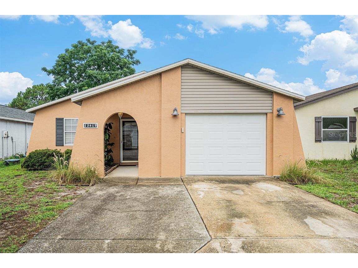 12817 Kellywood Circle Hudson FL 34669 TB8405762 image1