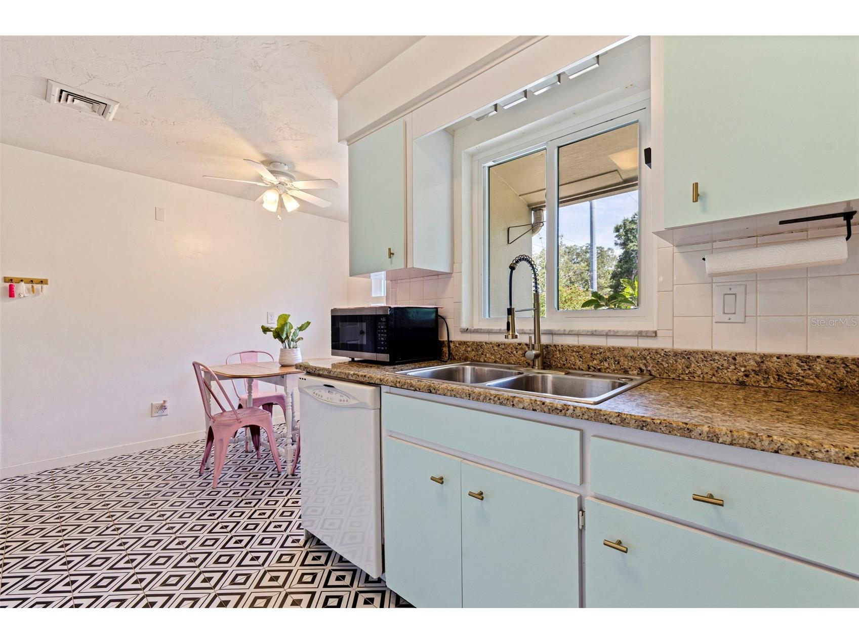 1282 Palm Street Clearwater FL 33755 TB8520751 image11