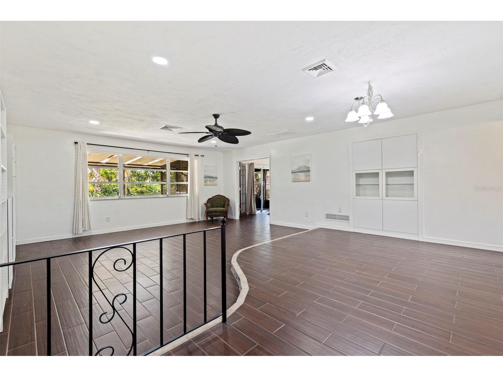 1282 Palm Street Clearwater FL 33755 TB8520751 image8