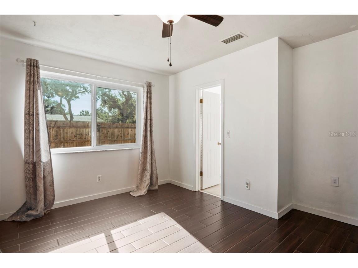 1282 Palm Street Clearwater FL 33755 W7878862 image16