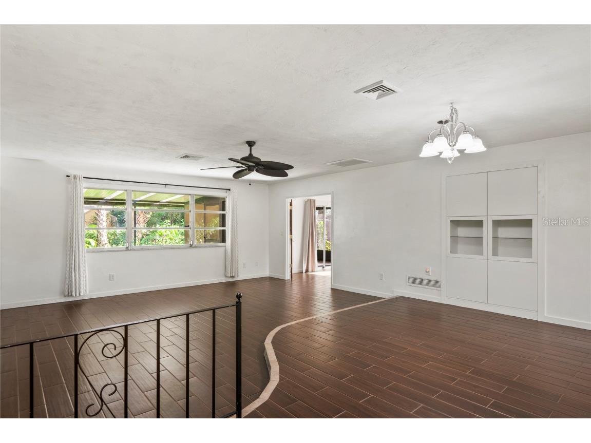 1282 Palm Street Clearwater FL 33755 W7878862 image3