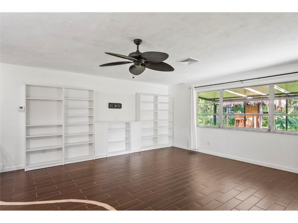 1282 Palm Street Clearwater FL 33755 W7878862 image4