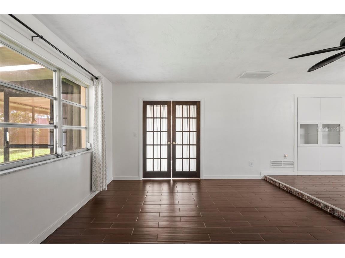 1282 Palm Street Clearwater FL 33755 W7878862 image6