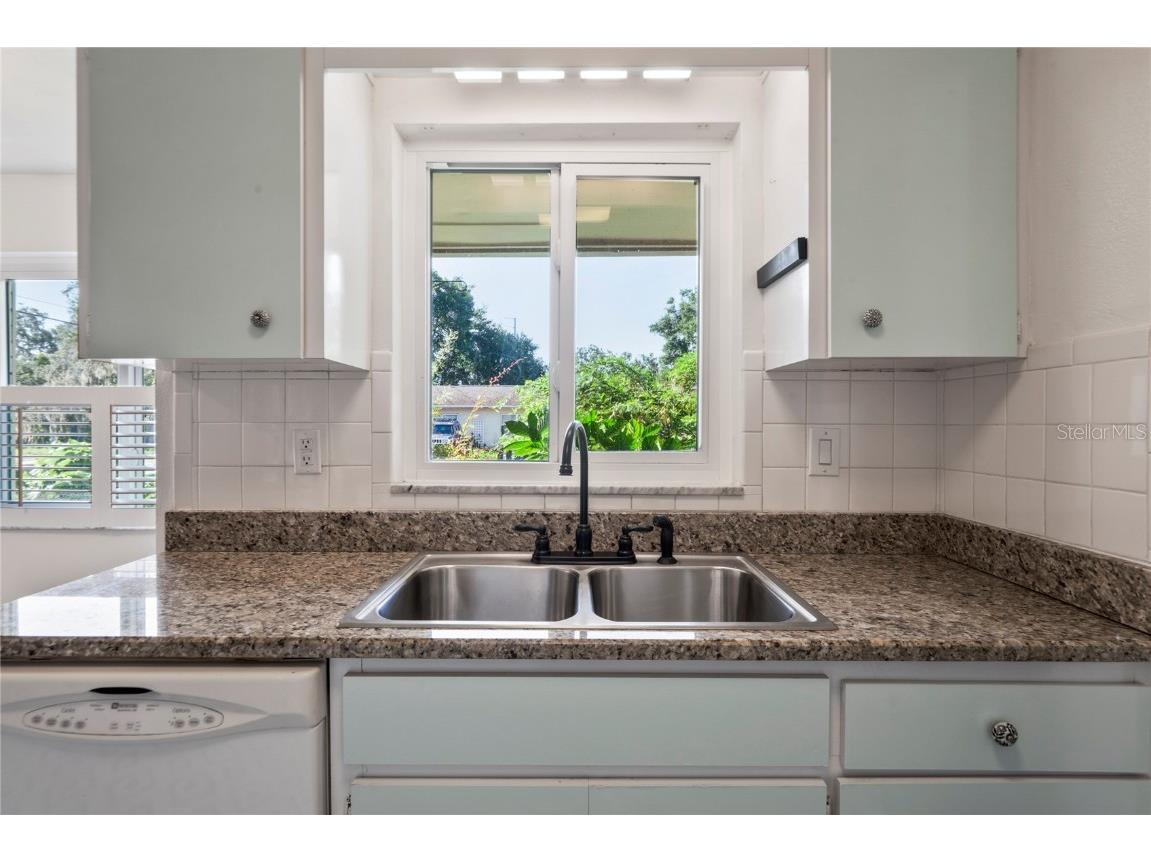 1282 Palm Street Clearwater FL 33755 W7878862 image8