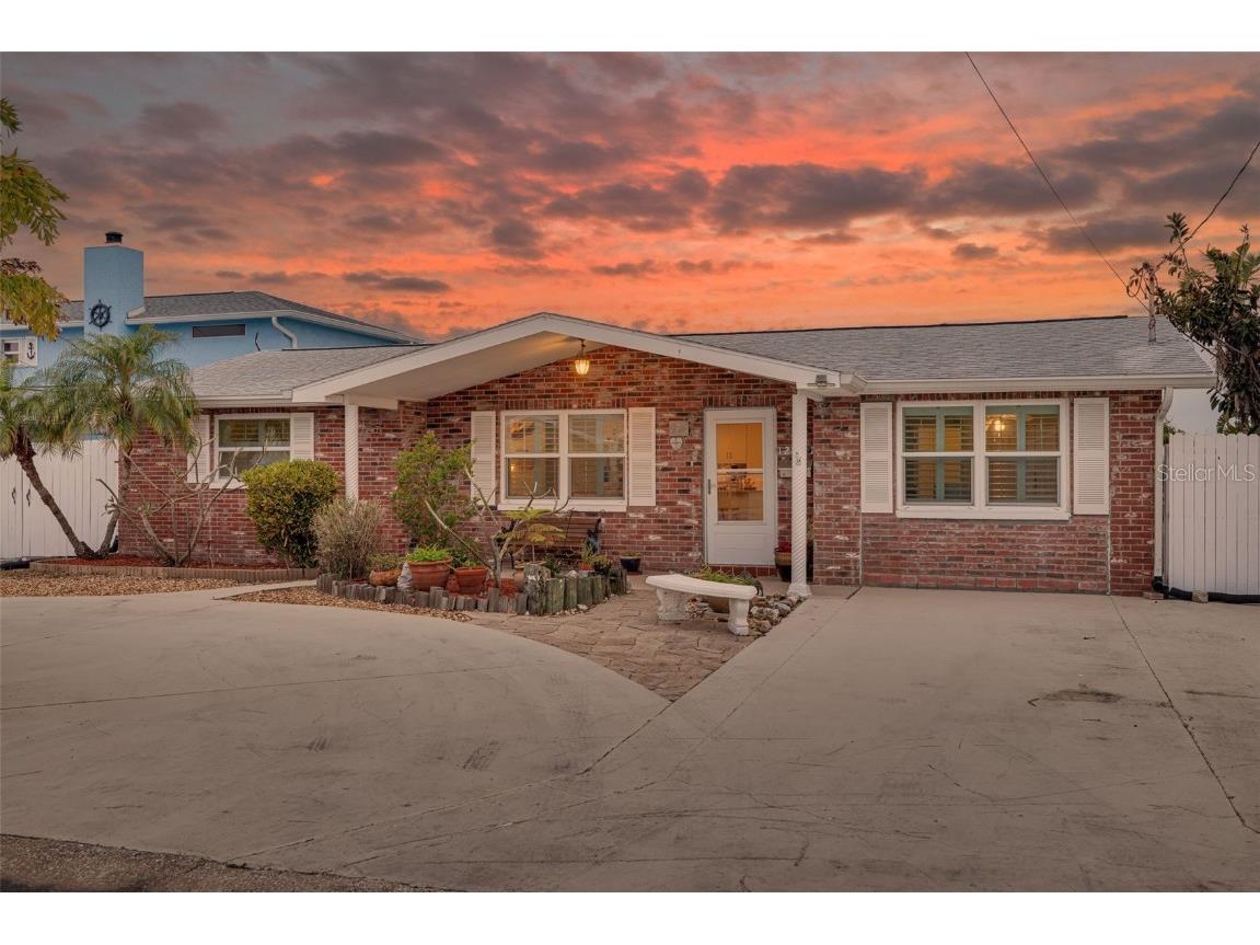 12821 5th Isle Hudson FL 34667 TB8363971 image1