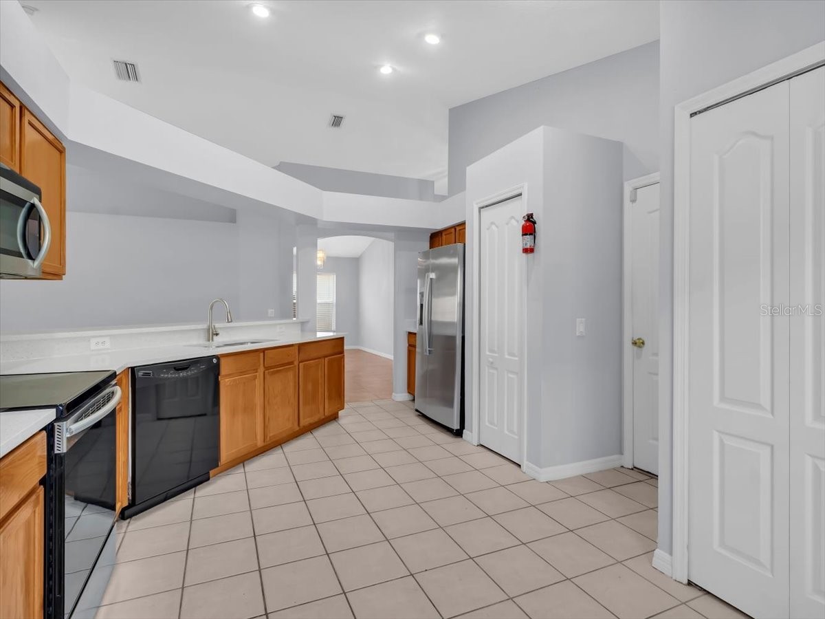 12824 Kings Lake Drive Gibsonton FL 33534 TB8473901 image8