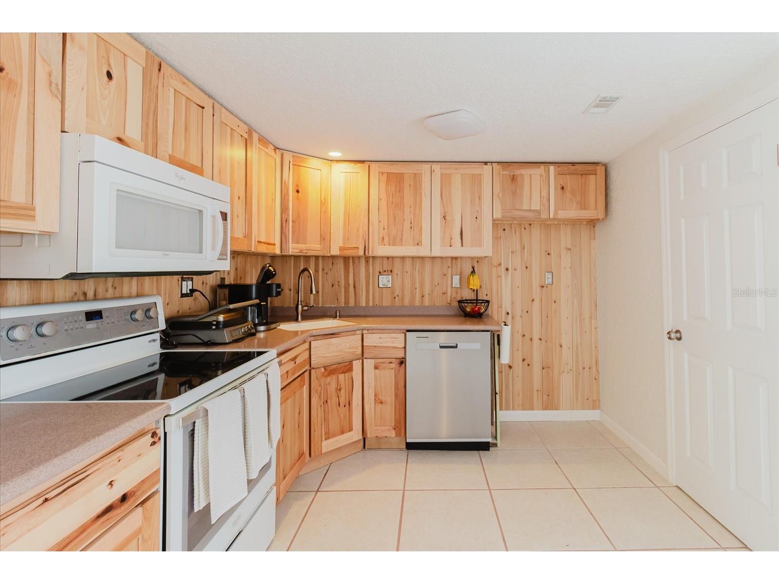 12825 5th Isle Hudson FL 34667 TB8488906 image28