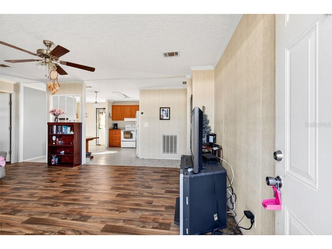 12825 SE 115th Avenue Ocklawaha FL 32179 OM712291 image20