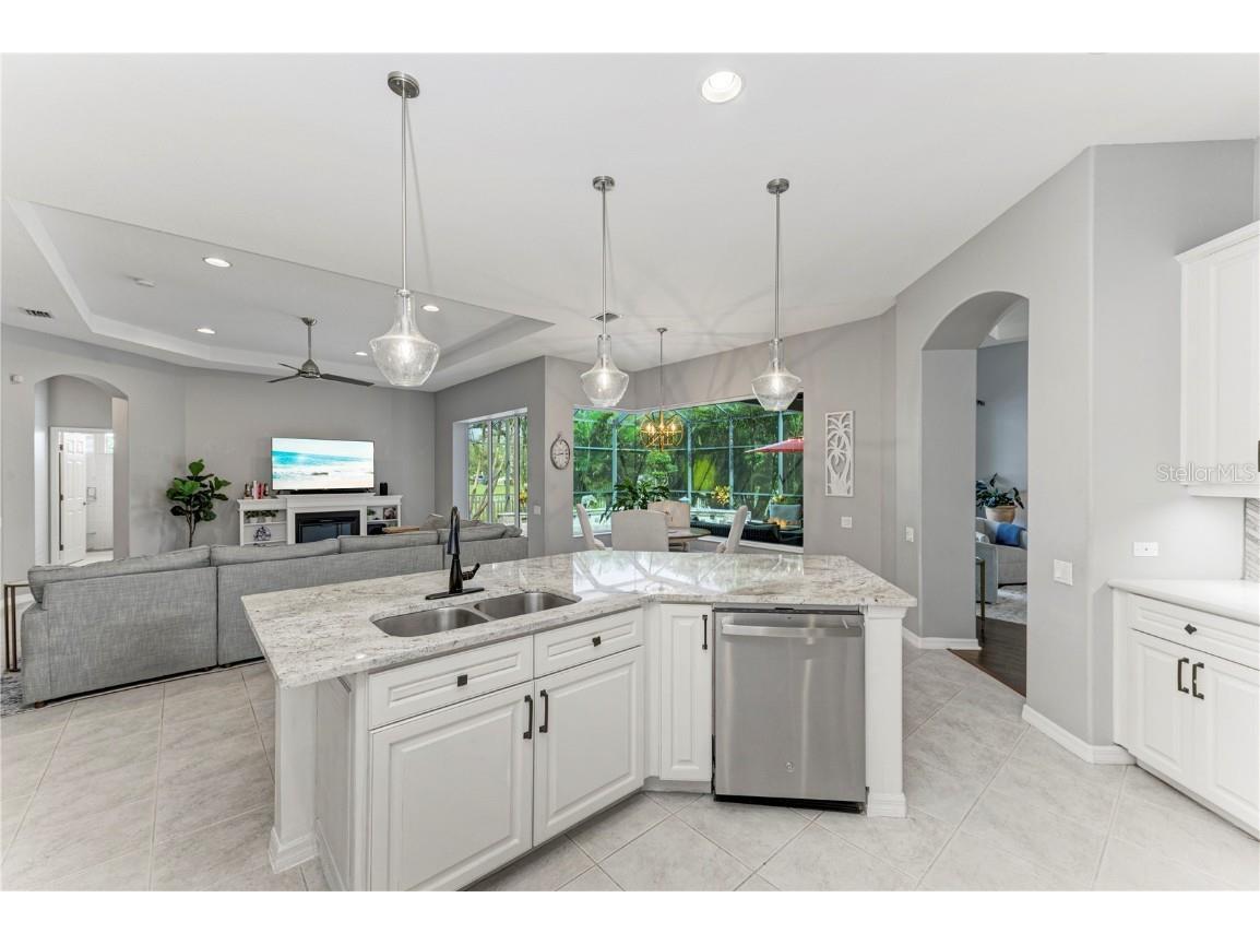 12827 Penguin Drive Bradenton FL 34212 TB8441925 image23