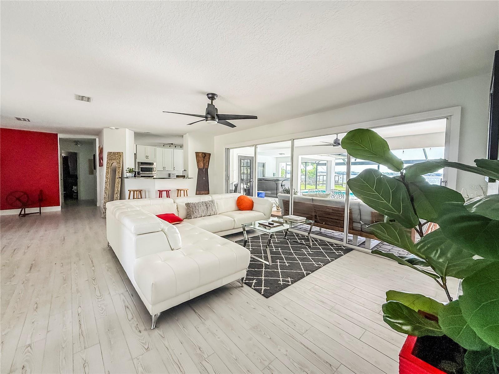 12830 Florida Avenue Astatula FL 34705 O6415121 image16
