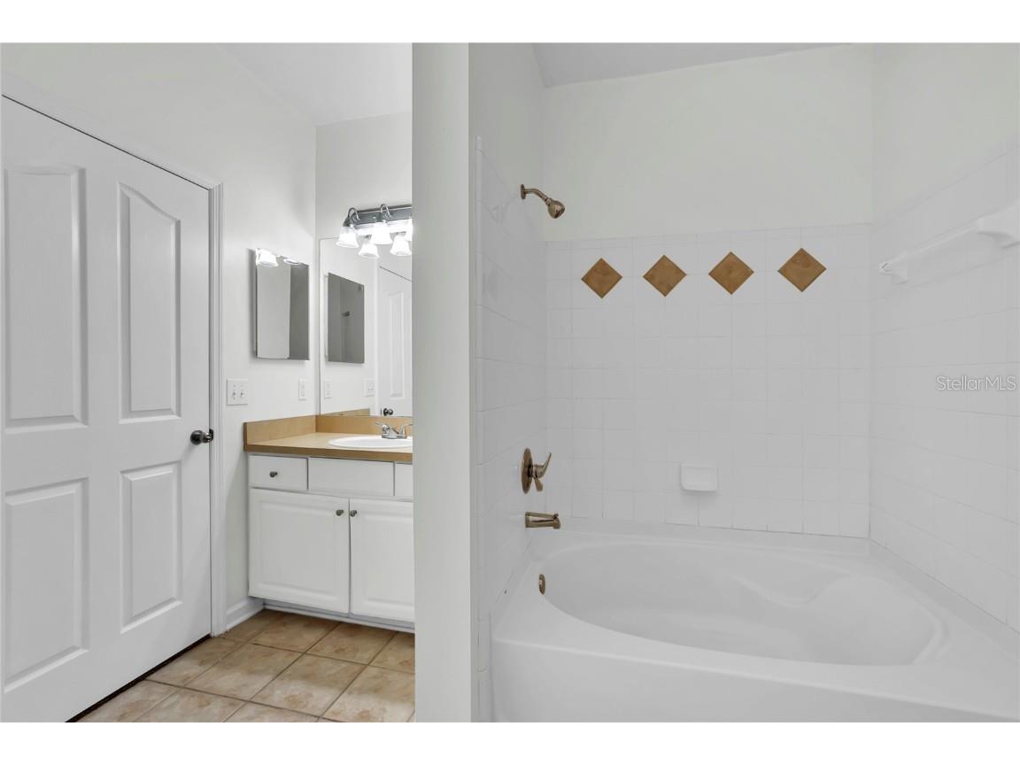 12831 Madison Pointe Circle #107 Orlando FL 32821 O6298235 image8