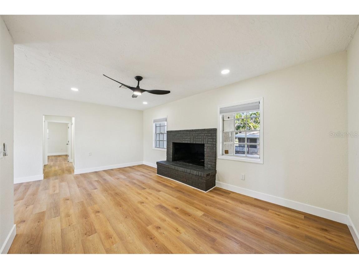 12832 Campbell Lane Largo FL 33774 TB8439147 image2