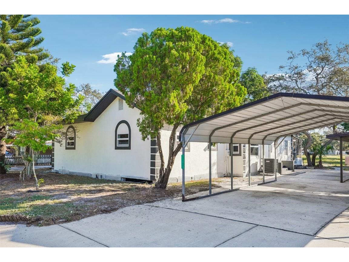 12832 Campbell Lane Largo FL 33774 TB8439147 image40