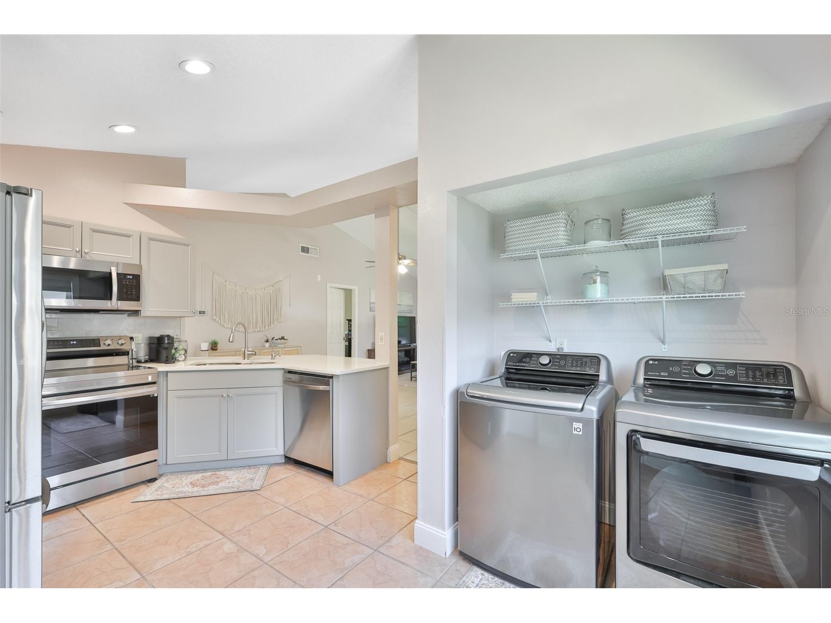 12832 Coverdale Drive Tampa FL 33624 TB8505769 image4