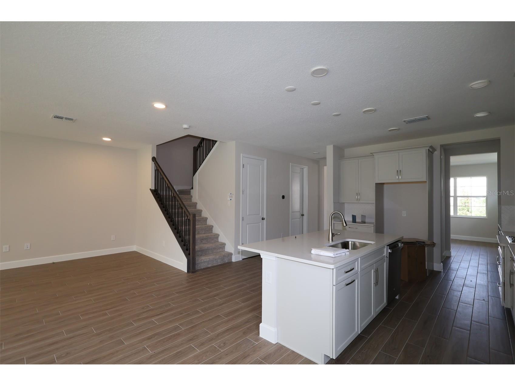 1284 Hyde Street Saint Cloud FL 34771 O6393746 image4
