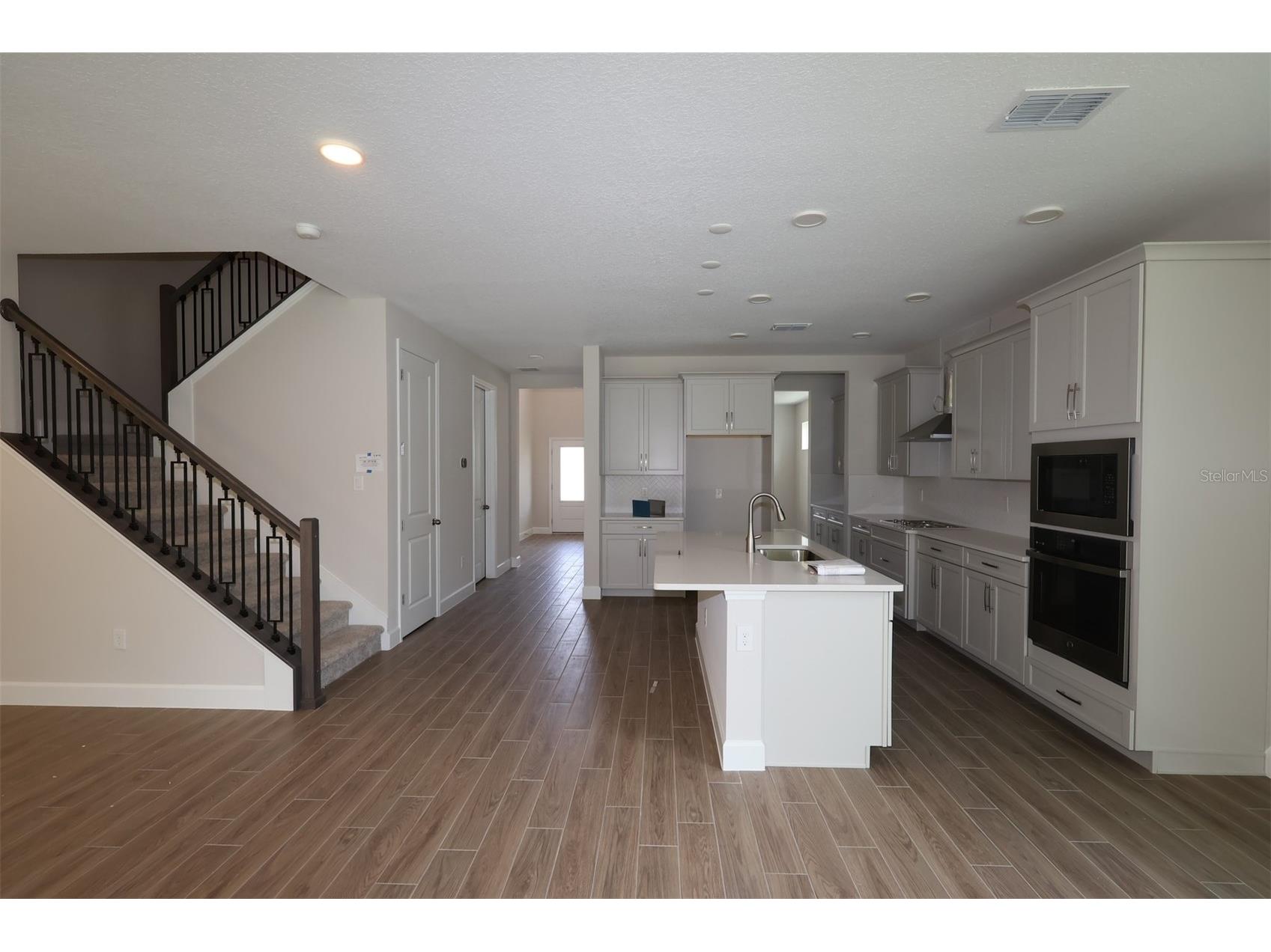 1284 Hyde Street Saint Cloud FL 34771 O6393746 image5