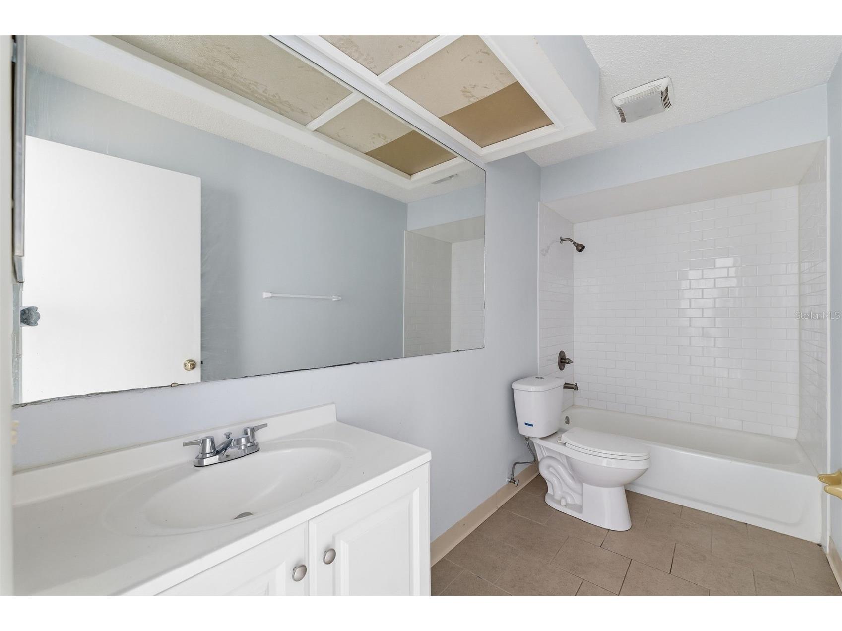 1284 London Avenue Spring Hill FL 34606 W7884215 image14