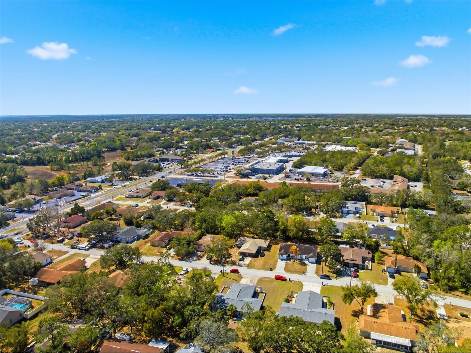 1284 London Avenue Spring Hill FL 34606 W7884215 image40