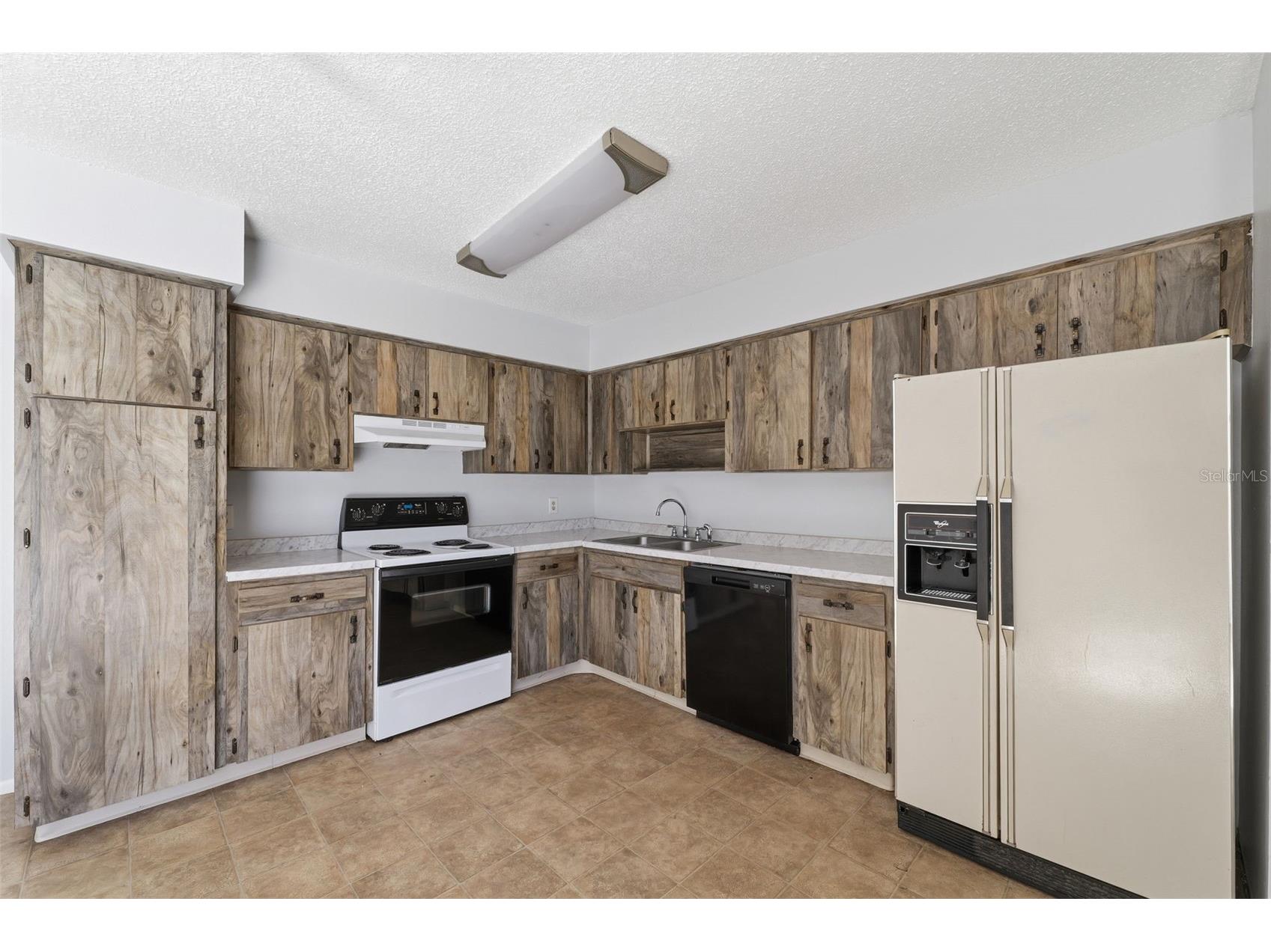 1284 London Avenue Spring Hill FL 34606 W7884215 image5