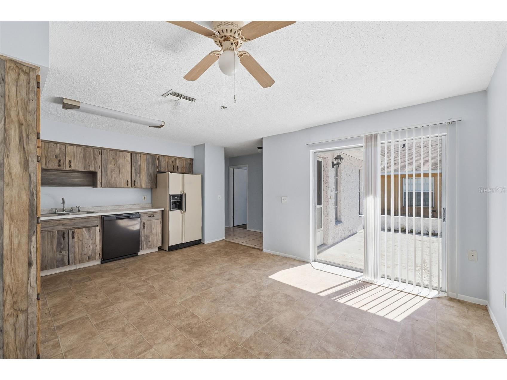 1284 London Avenue Spring Hill FL 34606 W7884215 image6