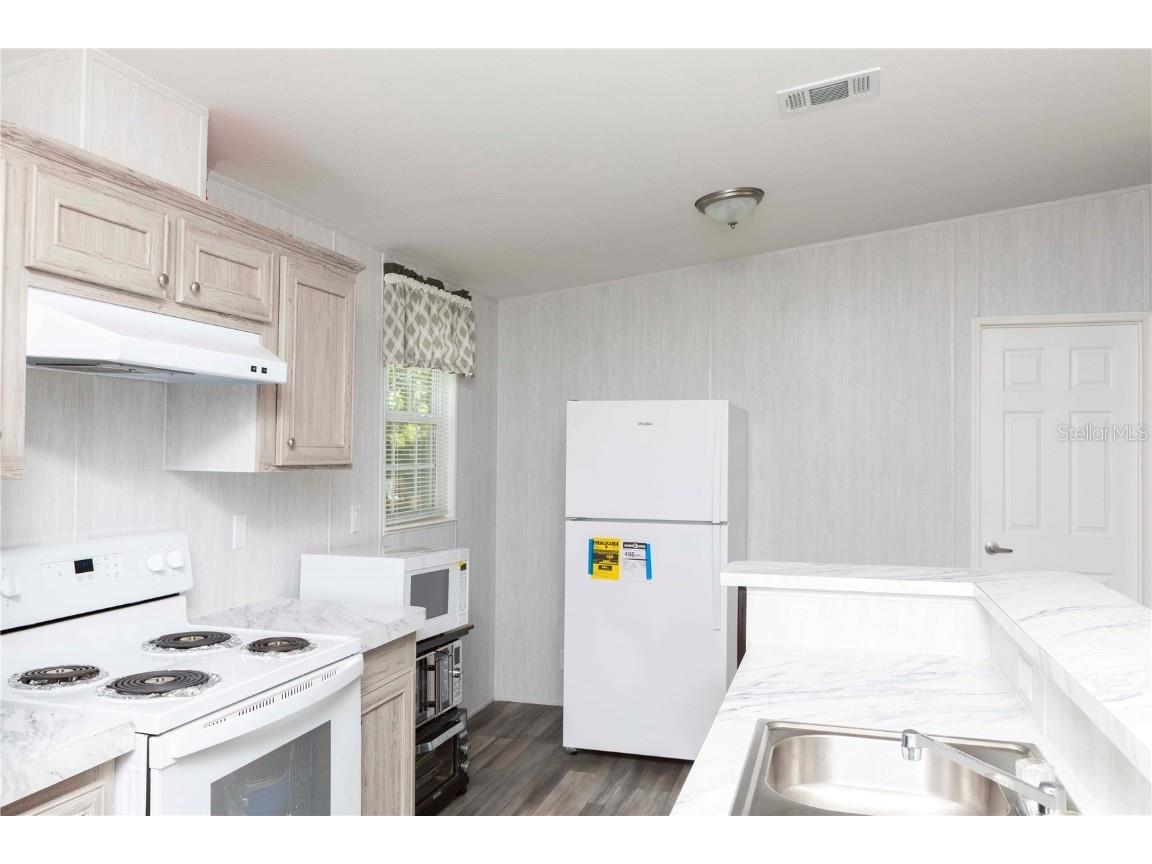 12841 Hicks Road Hudson FL 34669 W7878434 image8