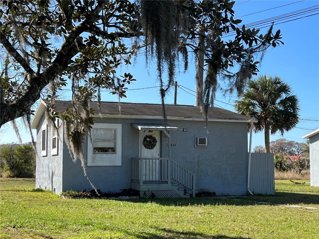 12844 Florida Avenue Astatula FL 34705 - LITTLE LAKE HARRIS O6090505 image1