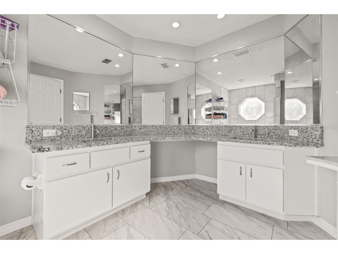 1285 Henry Avenue Spring Hill FL 34608 TB8442081 image25