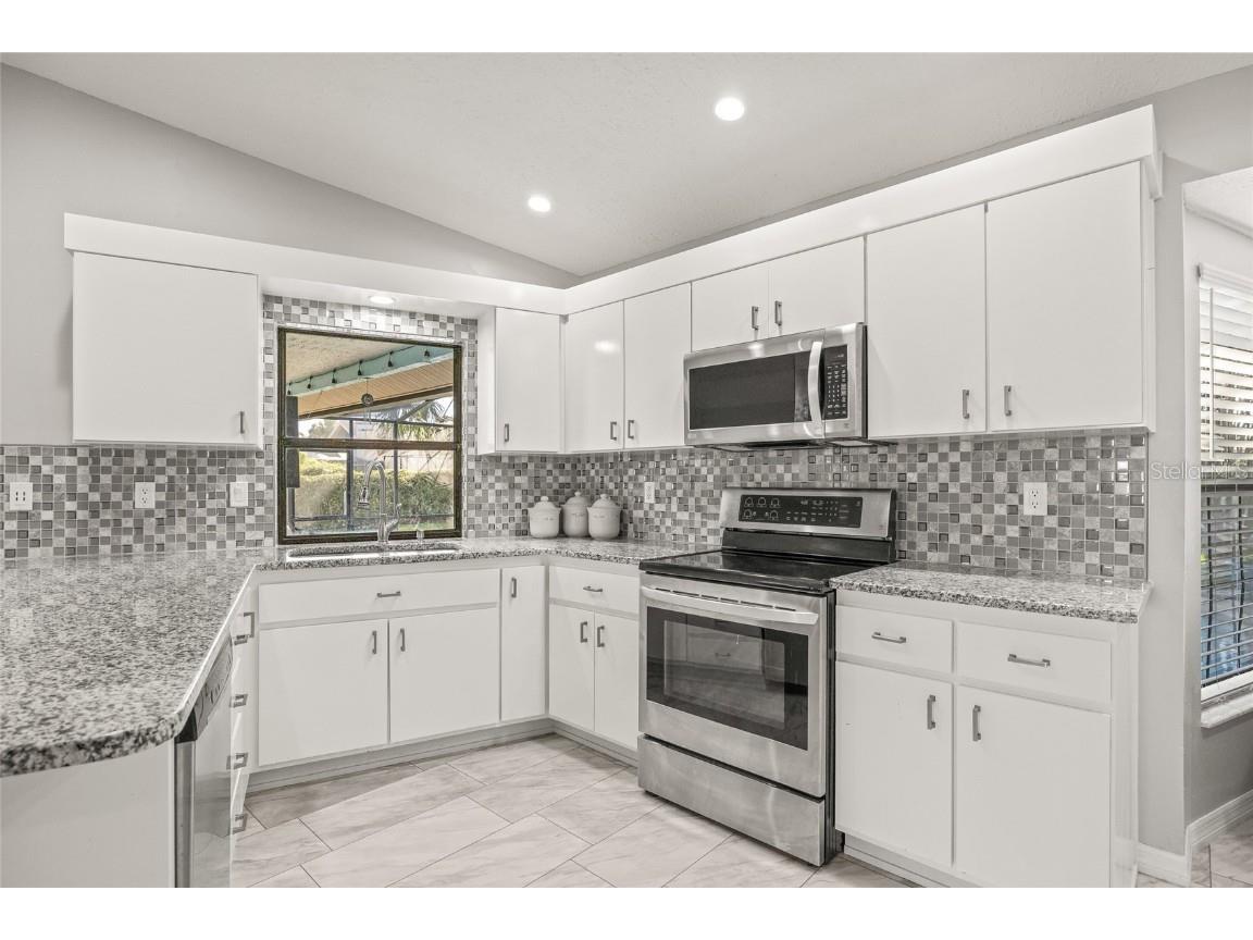 1285 Henry Avenue Spring Hill FL 34608 TB8442081 image9