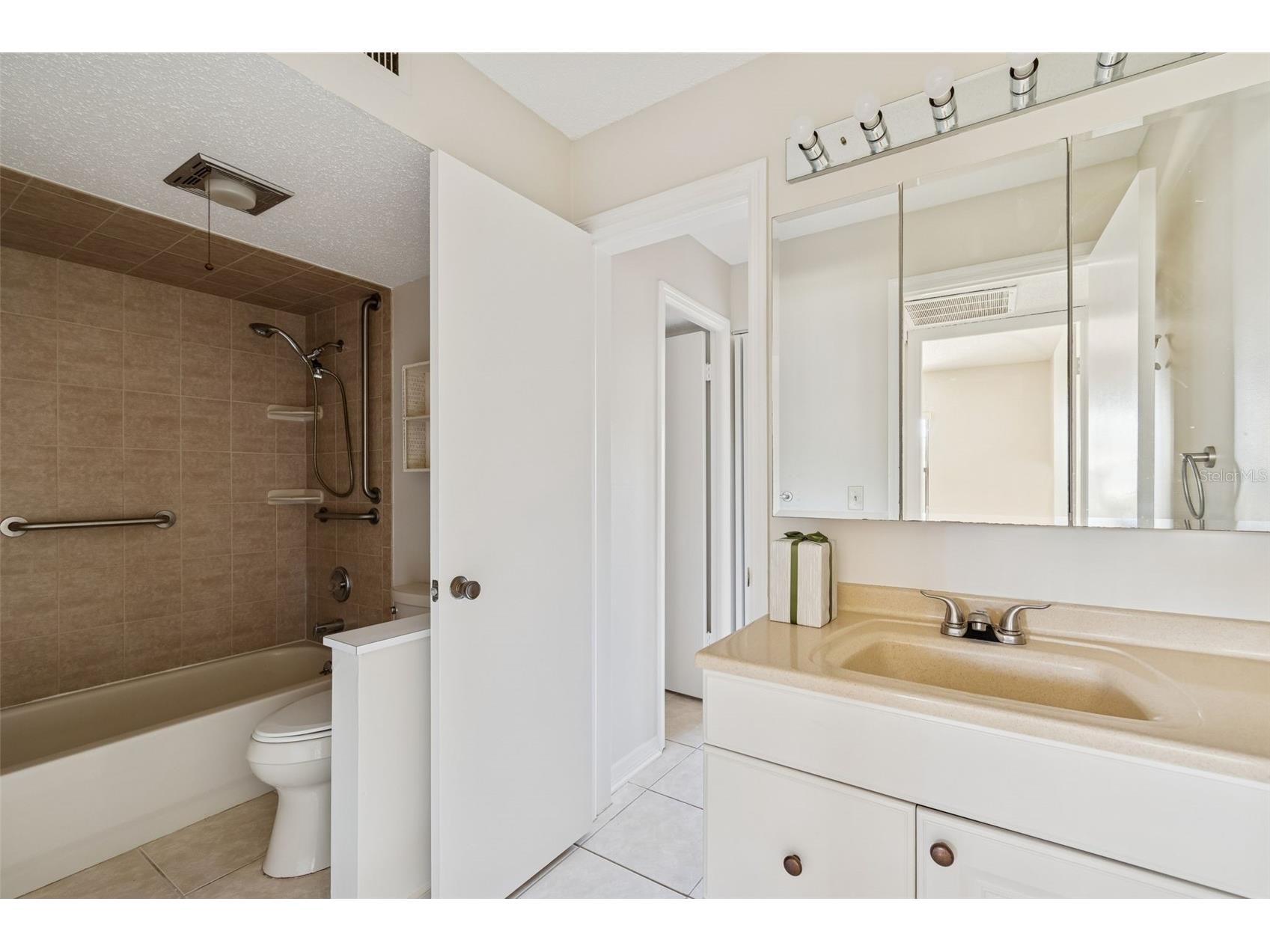 1285 Mission Hills Boulevard #36B Clearwater FL 33759 TB8474630 image36