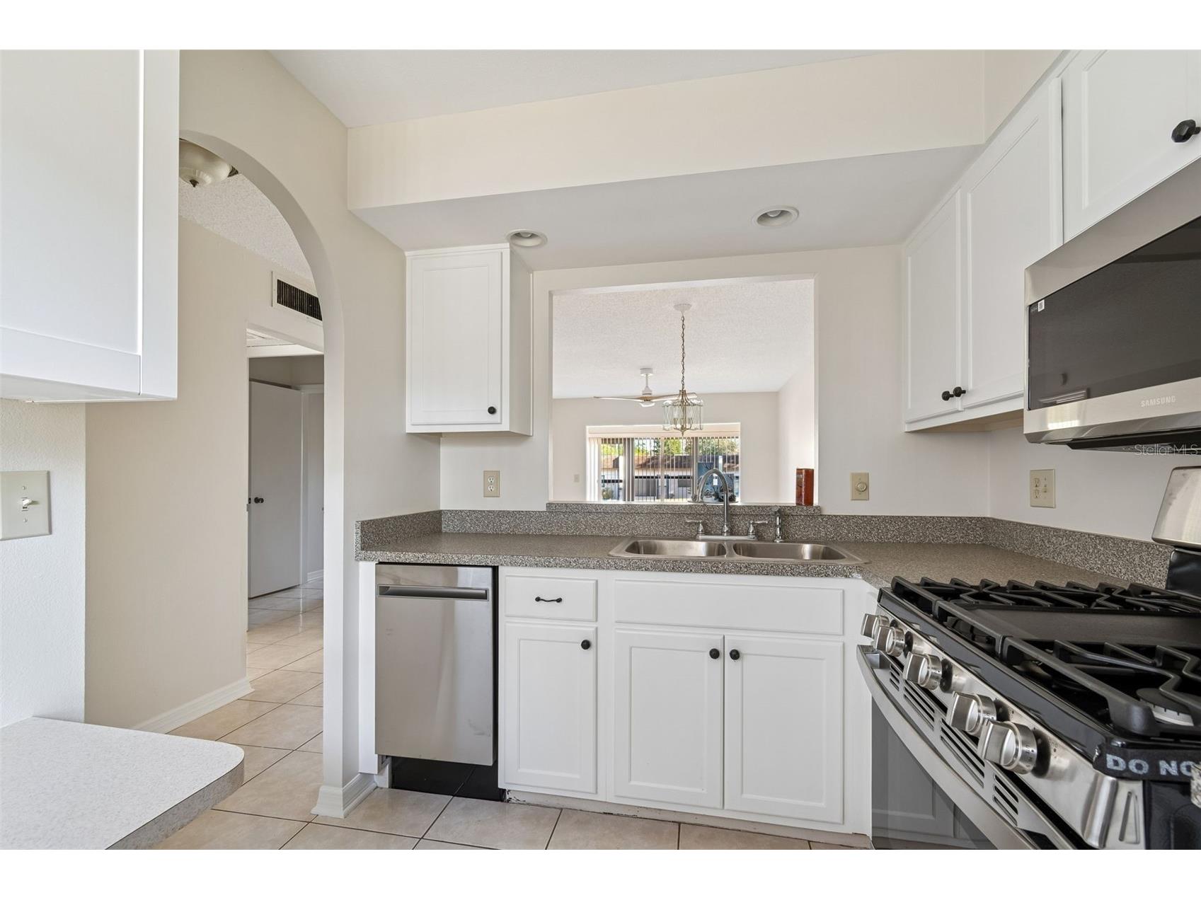 1285 Mission Hills Boulevard #36B Clearwater FL 33759 TB8474630 image8