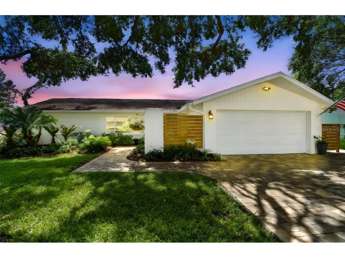 1286 Stony Brook Lane Dunedin FL 34698 TB8392831 image1